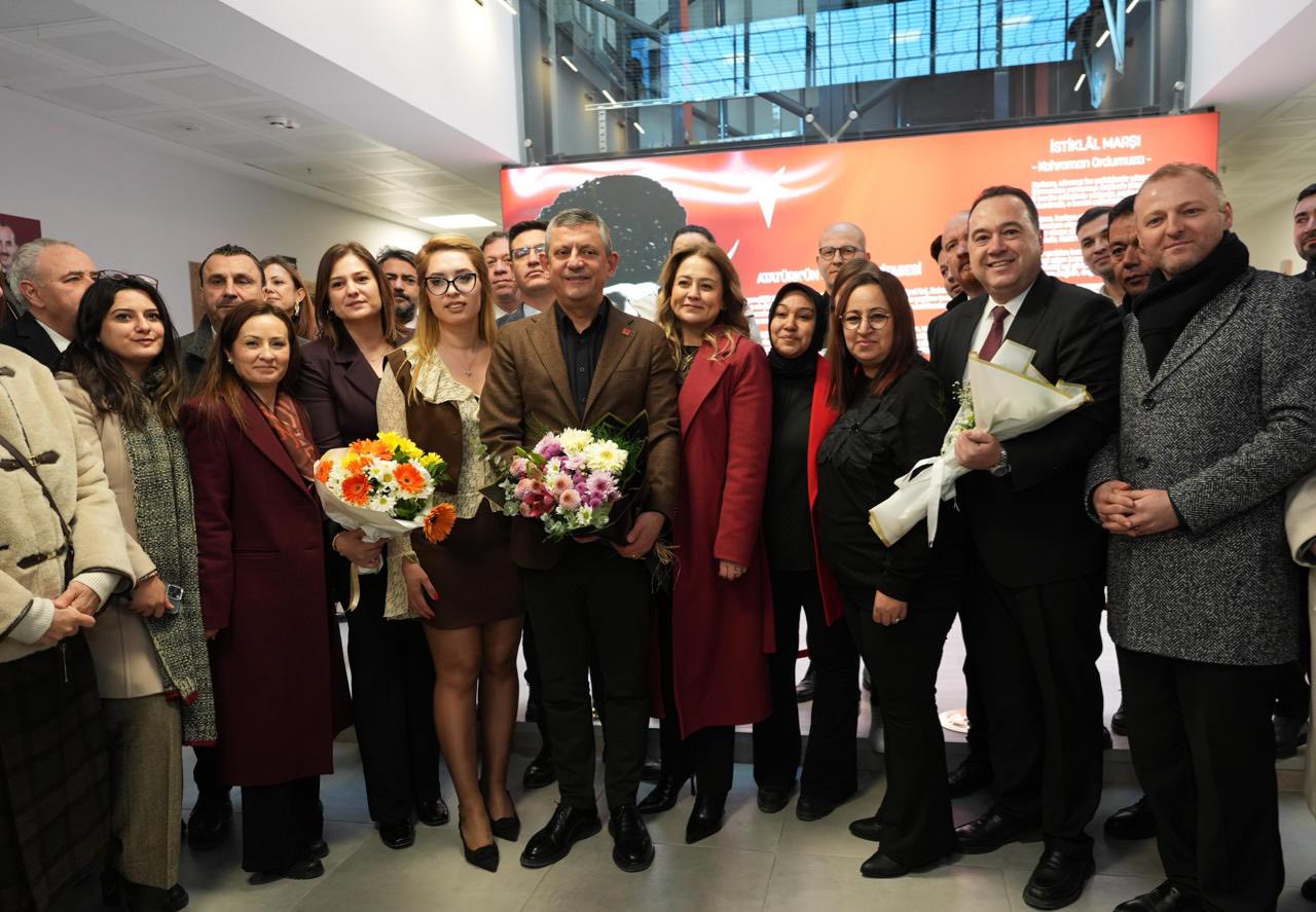 Saruhanlı’da gençlik ve sosyal belediyecilik projeleri hizmete açıldı