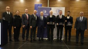 ASO ELEKTRONİK SEKTÖRÜ ÖDÜLLERİ SAHİPLERİNİ BULDU