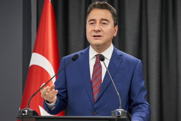 Babacan: İktidarın yaptığı sadece fakirliği yönetmek