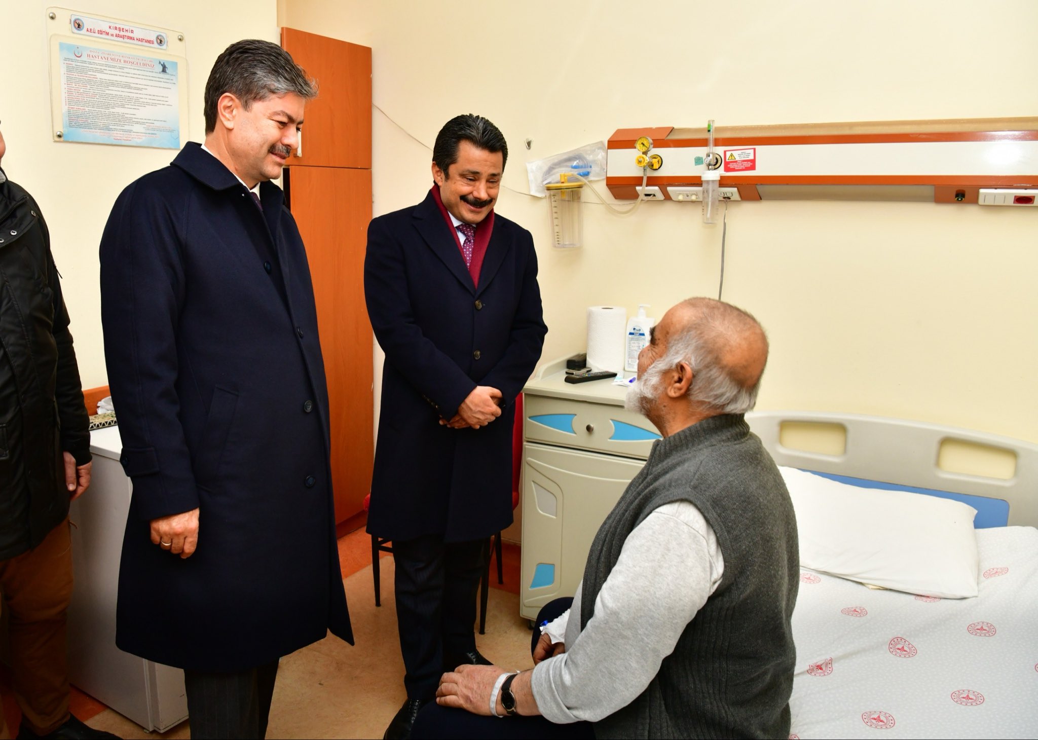 Kırşehir Valisi Demiryürek’ten yılbaşında çalışan personele ziyaret