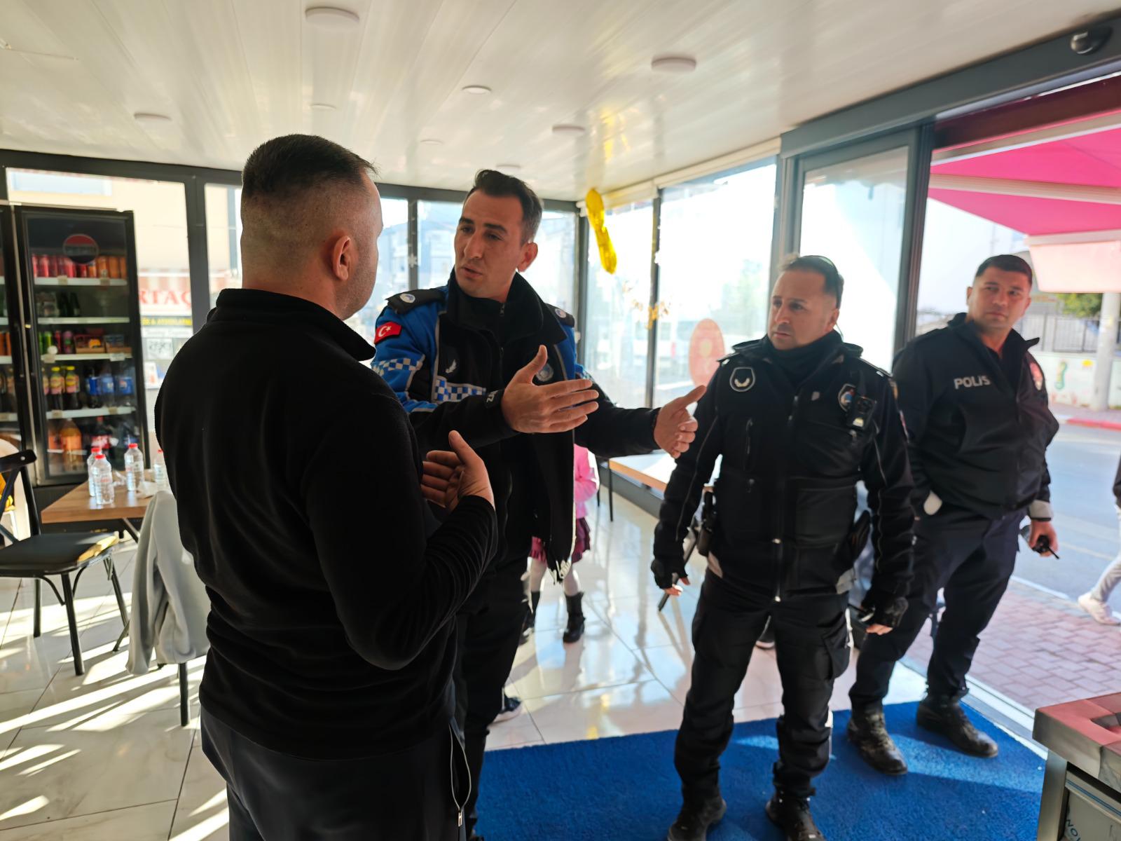 Kepez’de cadde ve kaldırım işgallerine denetim