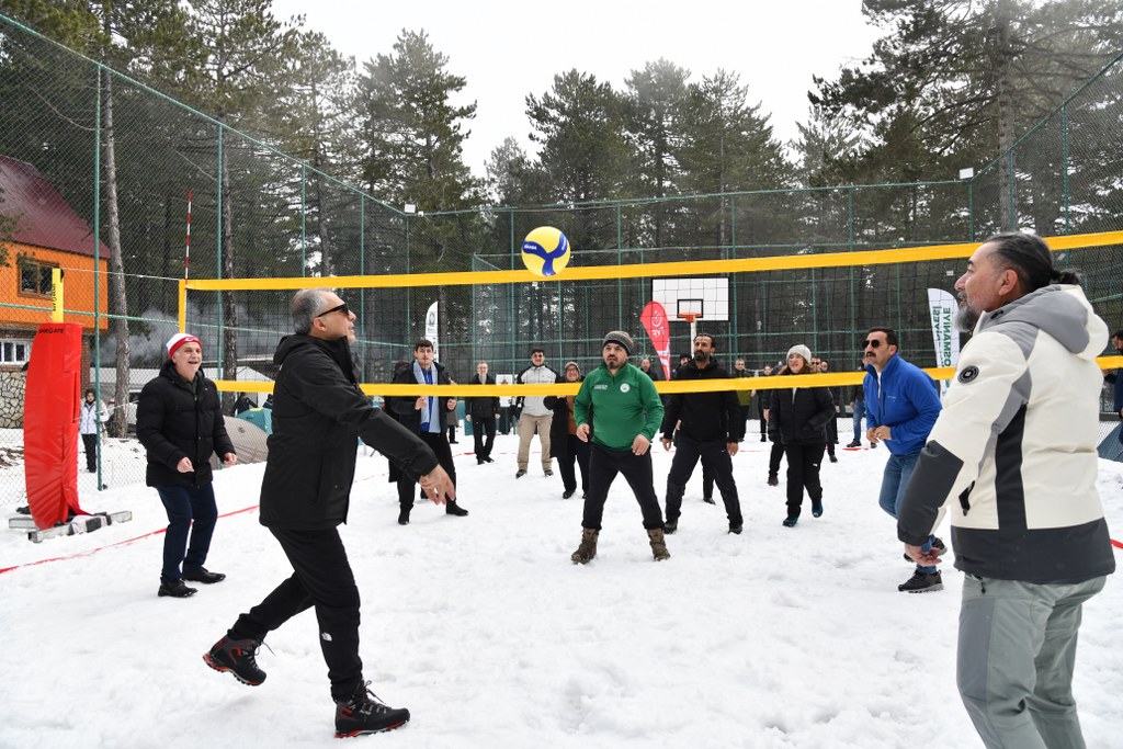 Osmaniye’de Kar Festivali düzenlendi