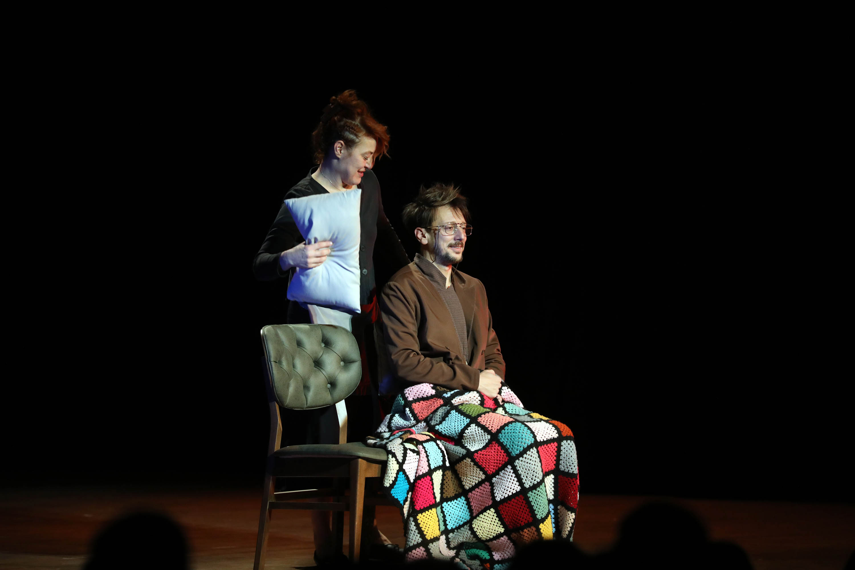 Yenimahalle’de “Elma Labrador Çimen” oyunu sahnelendi