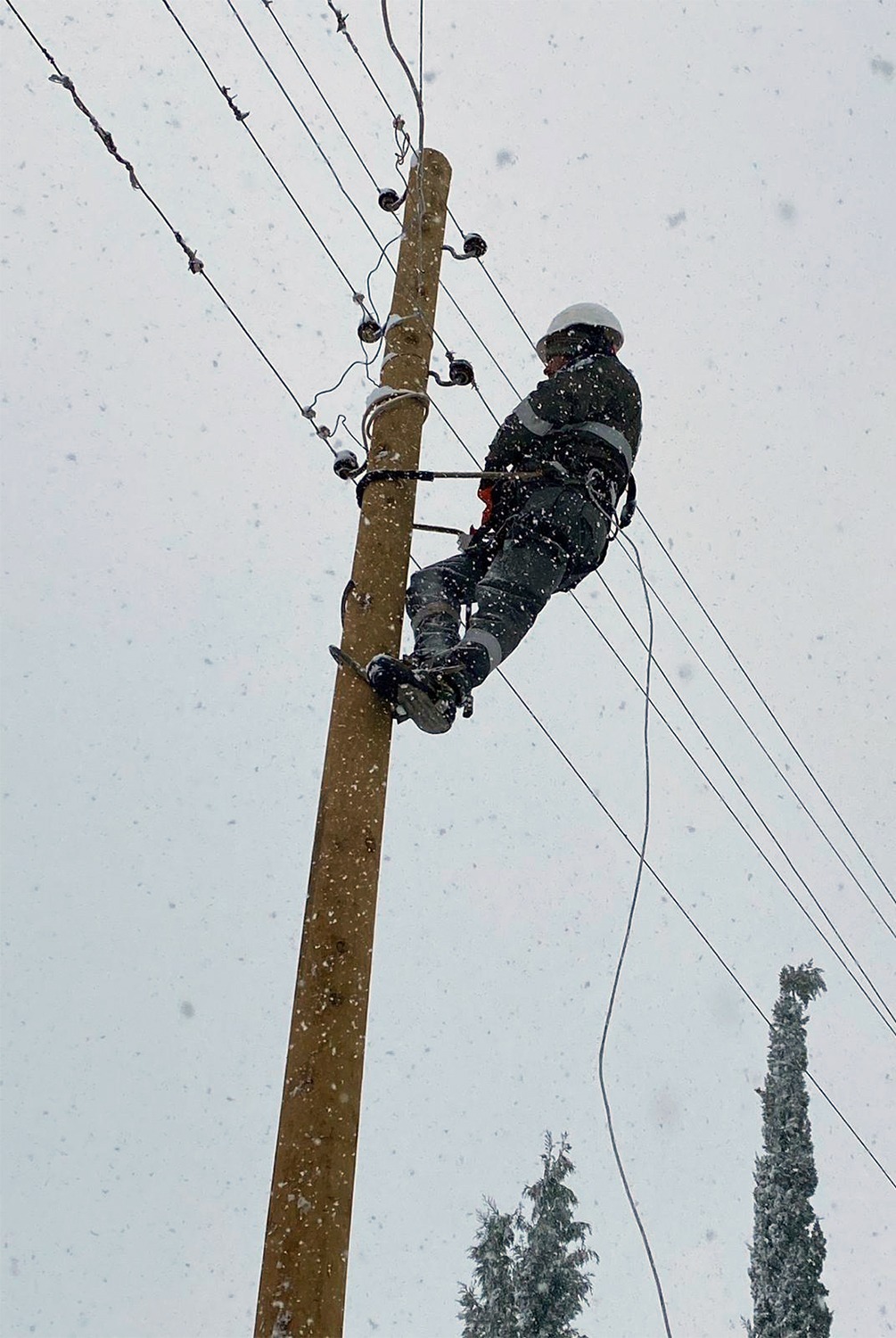 Güneydoğu son 50 yılın en sert kışında enerjisiz kalmadı