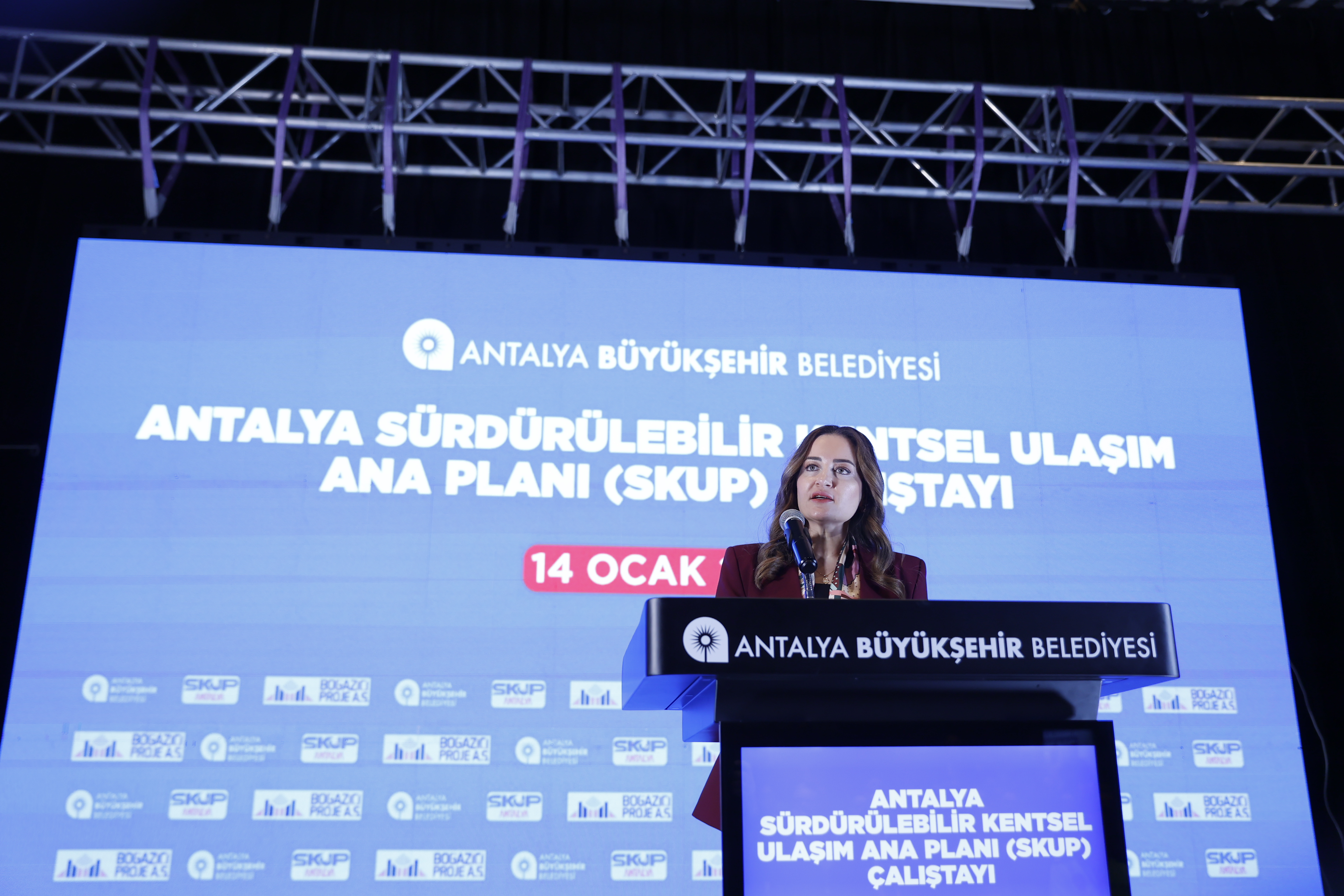 2040 Sürdürülebilir Kentsel Ulaşım Ana Planı Tematik Çalıştayı düzenlendi