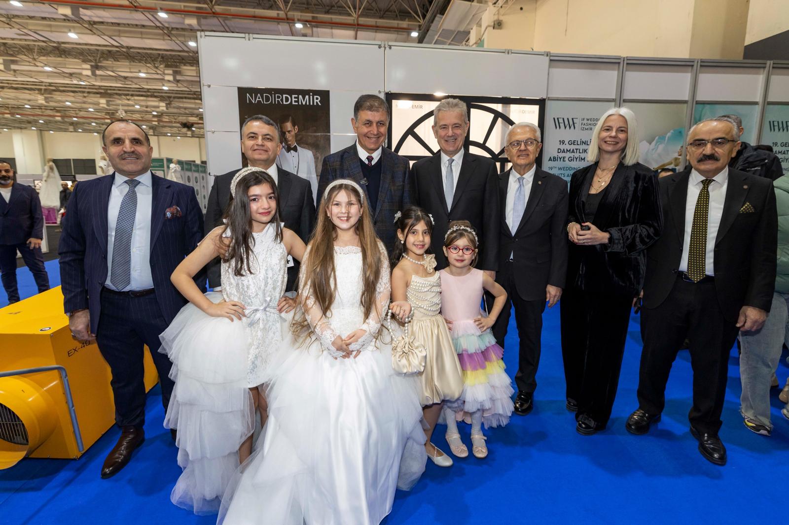 Başkan Tugay: Modanın geleceğini İzmir’den inşa ediyoruz