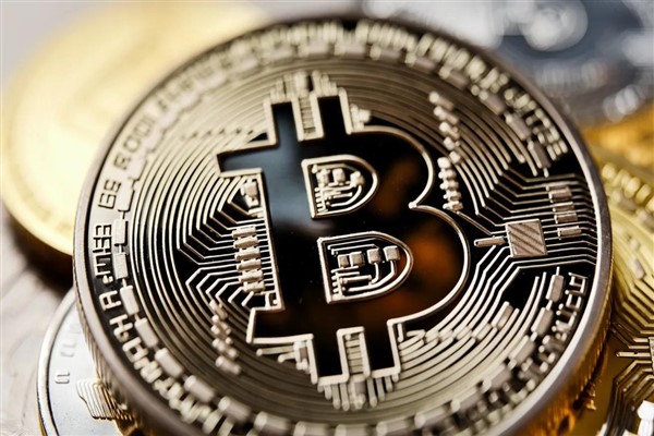 Kripto borsası, yanlışlıkla gönderilen 40 milyar dolarlık Bitcoin’i geri almaya çalışıyor
