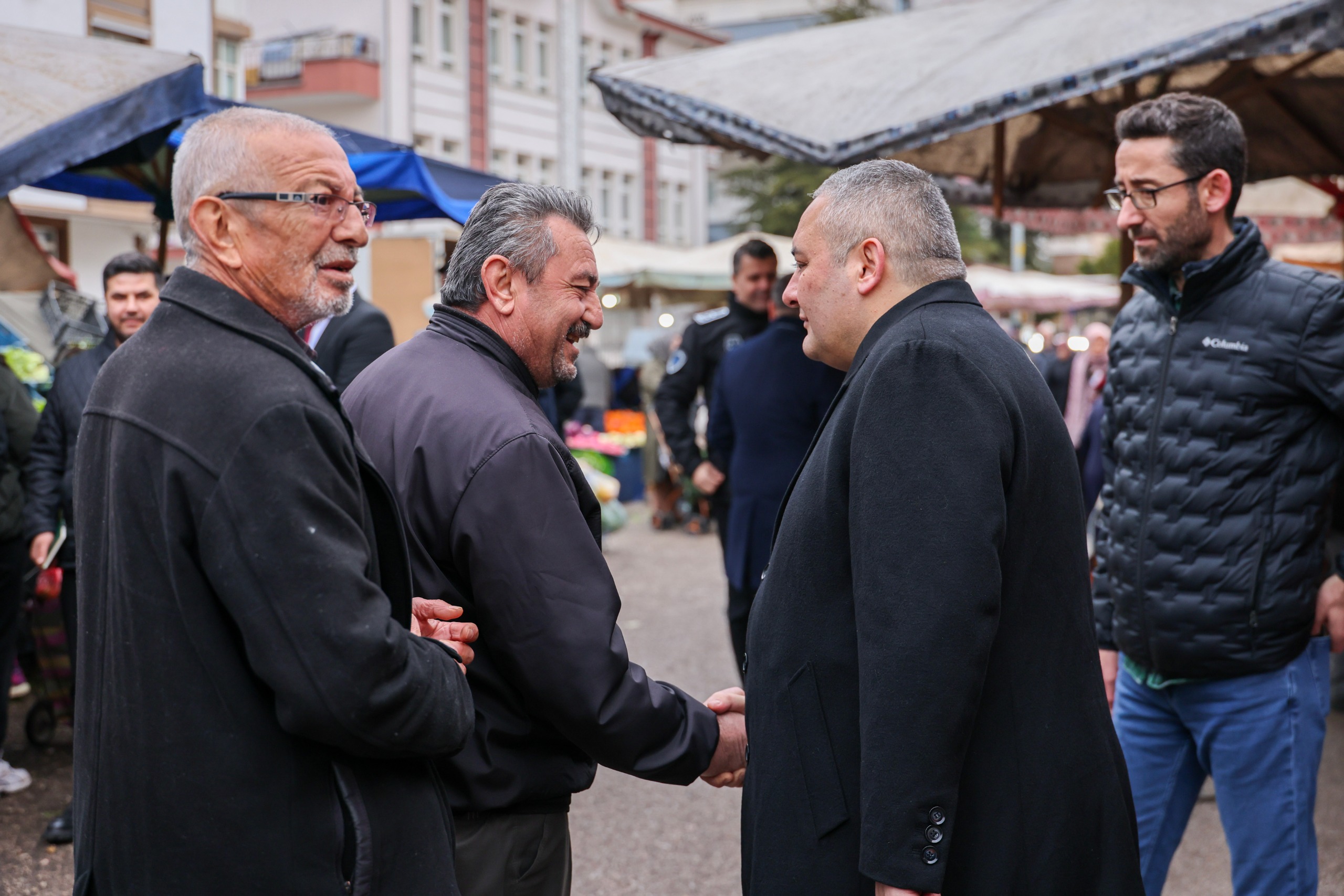 Başkan Özarslan: Hiç kimseyi ayırmadan hizmet ediyoruz