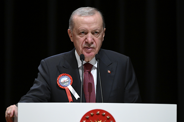 Erdoğan: Ordumuz, Bayraktar TB3 ve TCG Anadolu gemimizle birlikte adeta destan yazdı