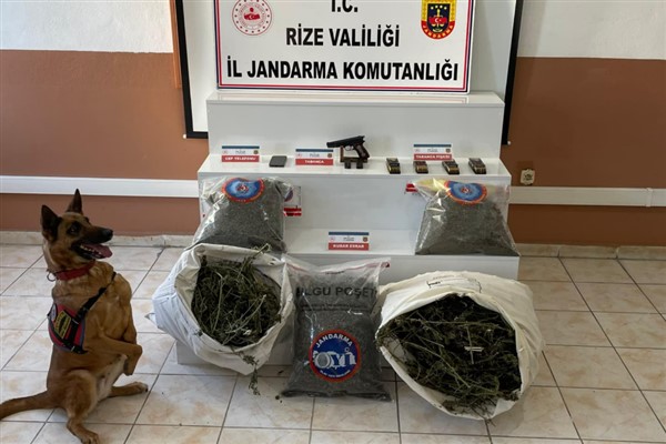Rize’de uyuşturucu ve silah operasyonu