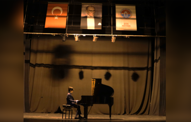 Tolga Bilget, Maltepe’de konser verdi