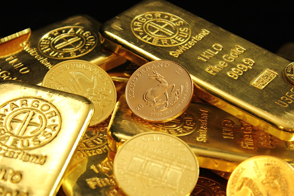 Altın, bu sabah genel olarak istikrarlı seyretti