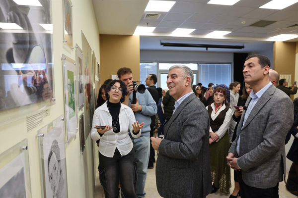 “Kabuk” sergisi Küçükçekmece’de sanatseverlerle buluştu