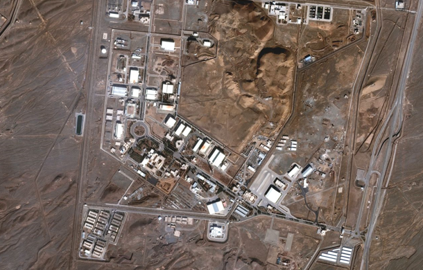 BBC: İran nükleer tesisinin yakınındaki yeraltı kompleksini güçlendiriyor