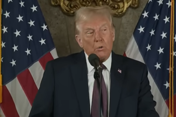 Trump, İran’a sınırlı askeri saldırı düşündüğünü söyledi