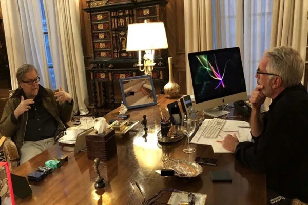 Trump’ın eski danışmanı öncek Papa”yı ‘devre dışı bırakmak’ için Epstein’la yakınlaşmış