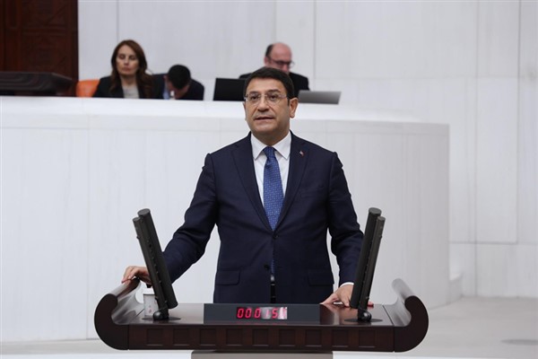 Şahin: Milletin aklıyla dalga geçmeyi ve kul hakkına girmeyi bırakın