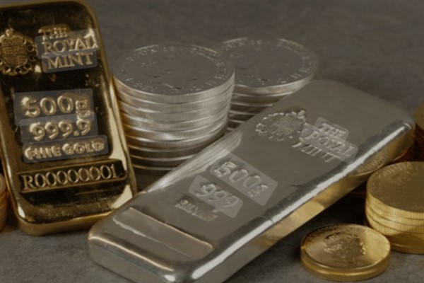 Gümüş yüzde 0,9 düşüşle ons başına 76,04 dolar seviyesine geriledi