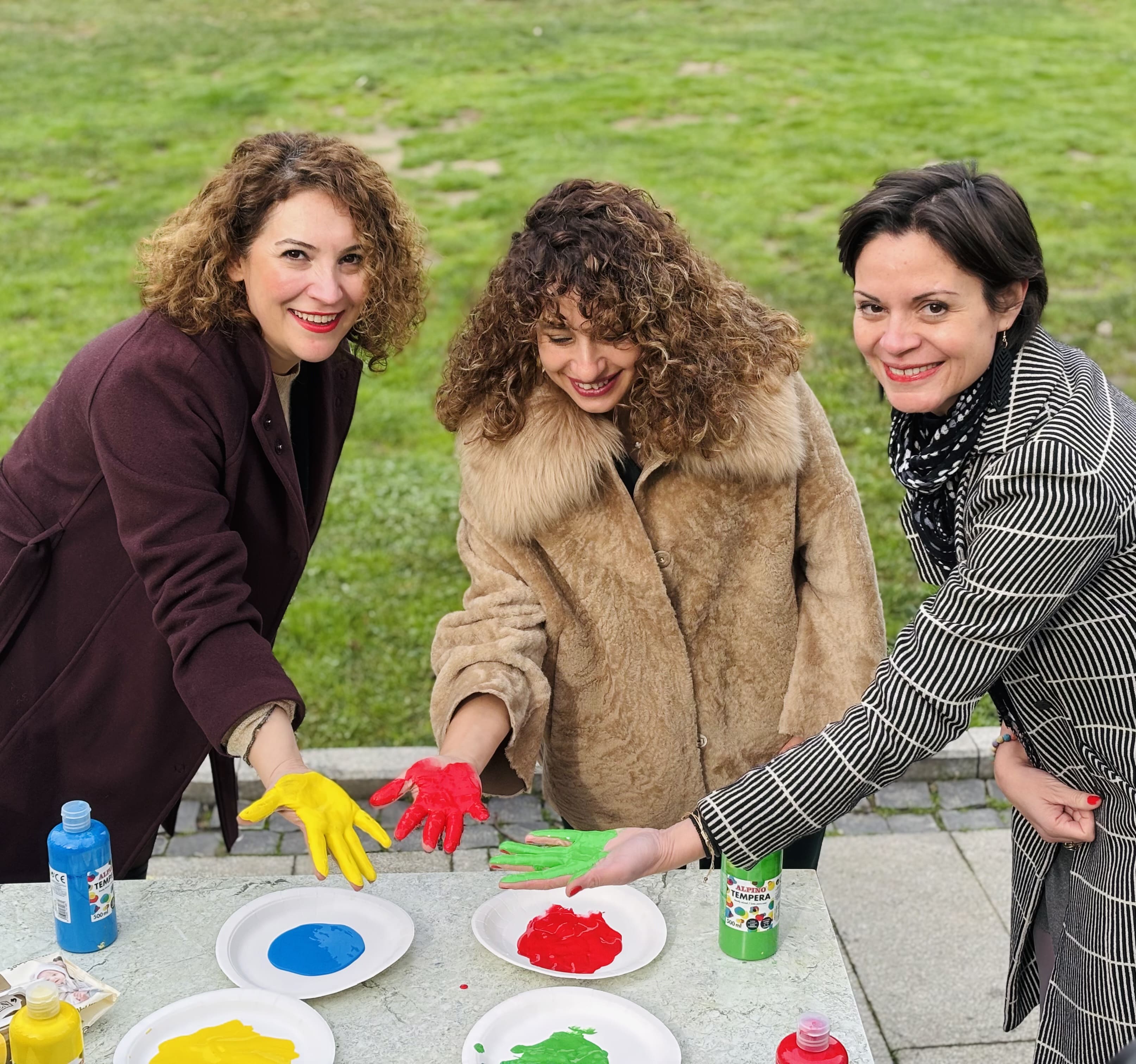 LÖSEV’den gönüllüğü sokağa taşıyan farkındalık projesi
