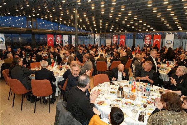 Avcılar’da şehit ve gazi ailelerine iftar buluşması