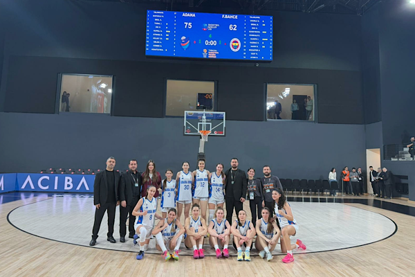 Adana Büyükşehir Belediyesi Spor Kulübü, Fenerbahçe Kadın Basketbol Takımı’nı mağlup etti