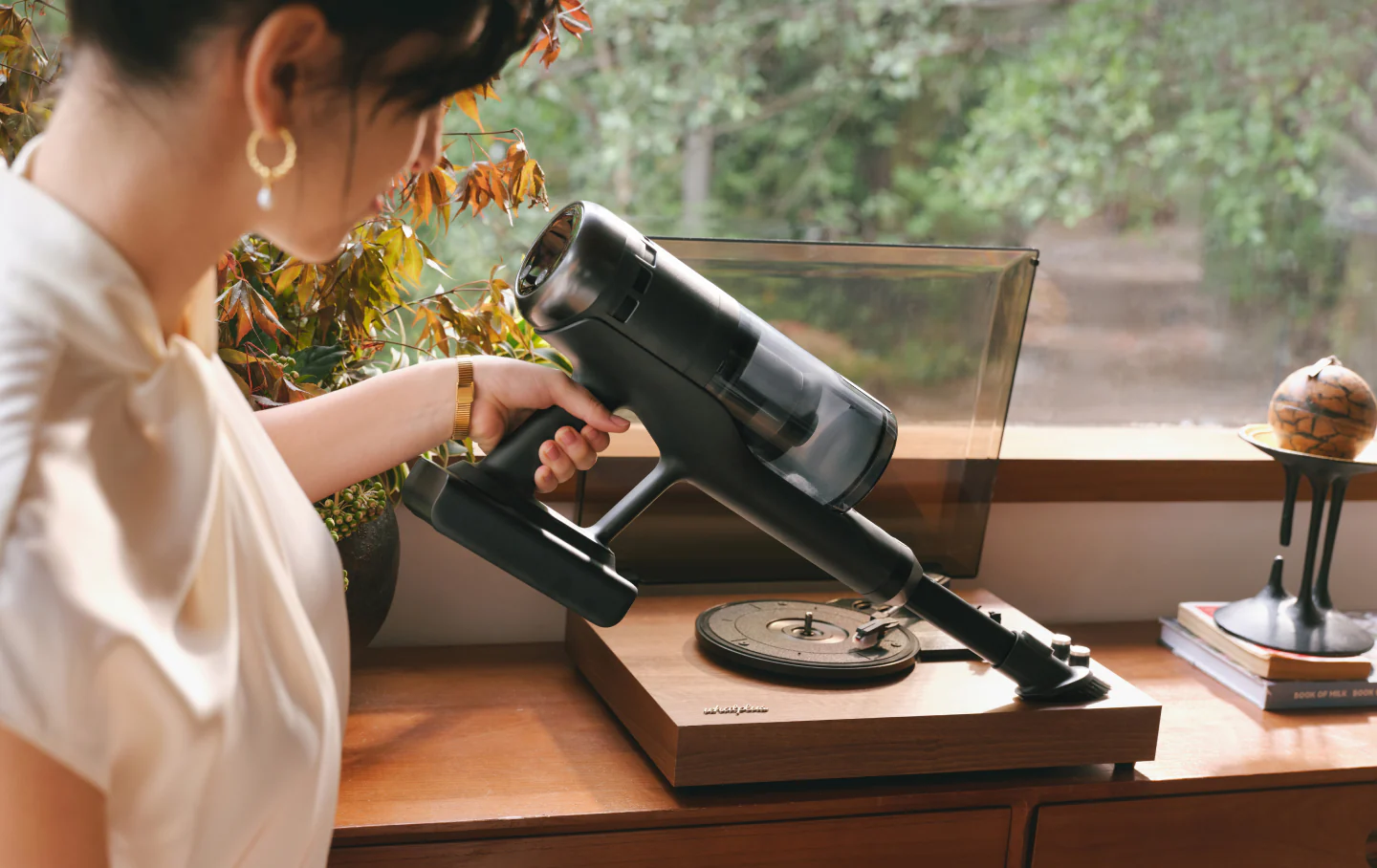 Roborock H60 Serisi: Kablosuz temizlikte performans ve otomasyon dengesi