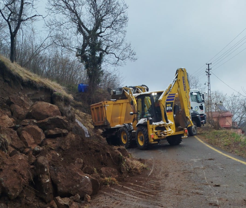 Ordu’da kar suları heyelana neden oldu
