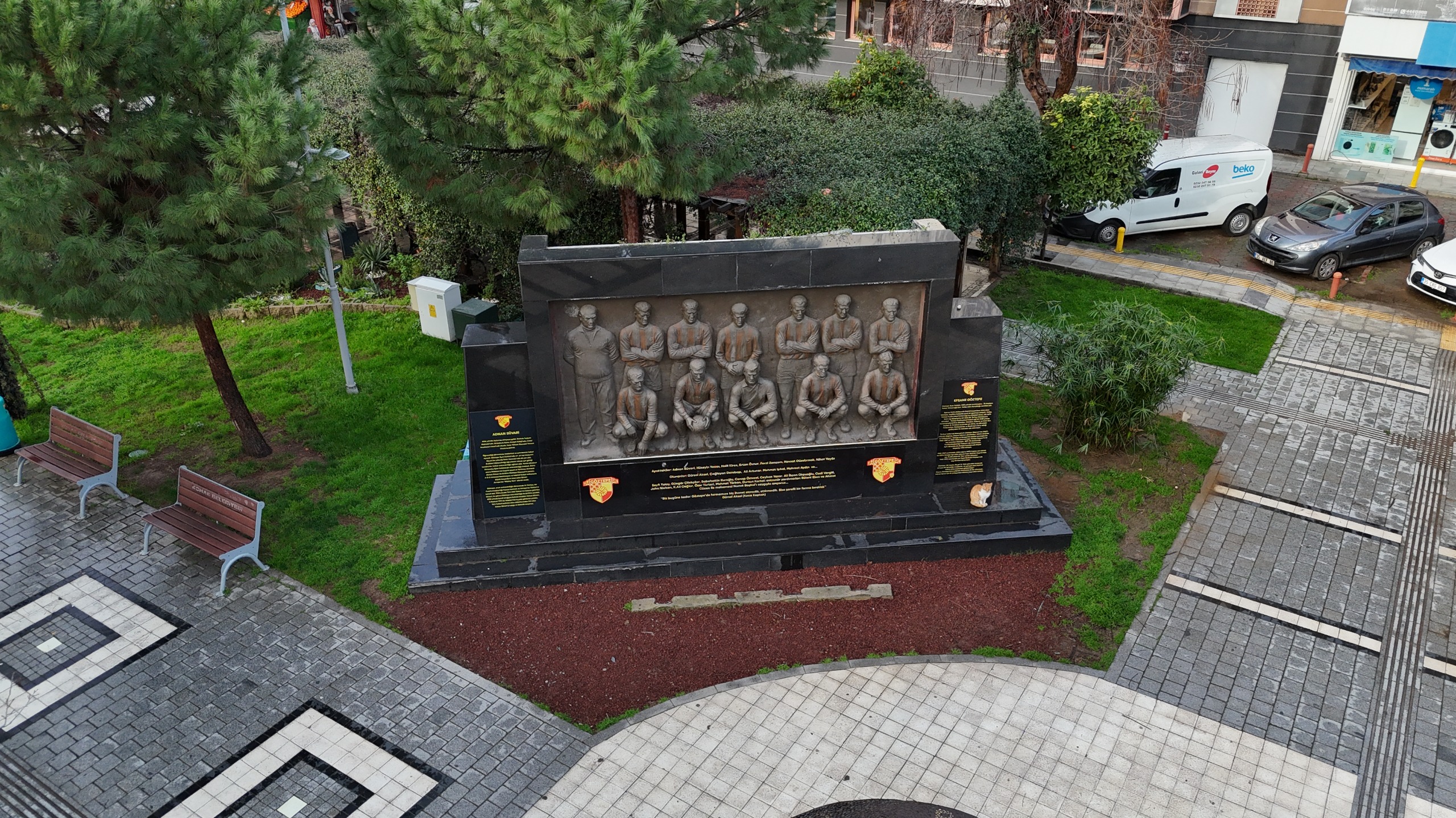 Mutlu: Göztepe Anıtımız onarılarak yeniden komşularımızla buluştu