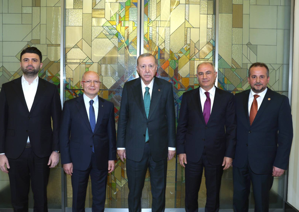 AK Parti Bursa heyetinden Cumhurbaşkanı Erdoğan’a ziyaret
