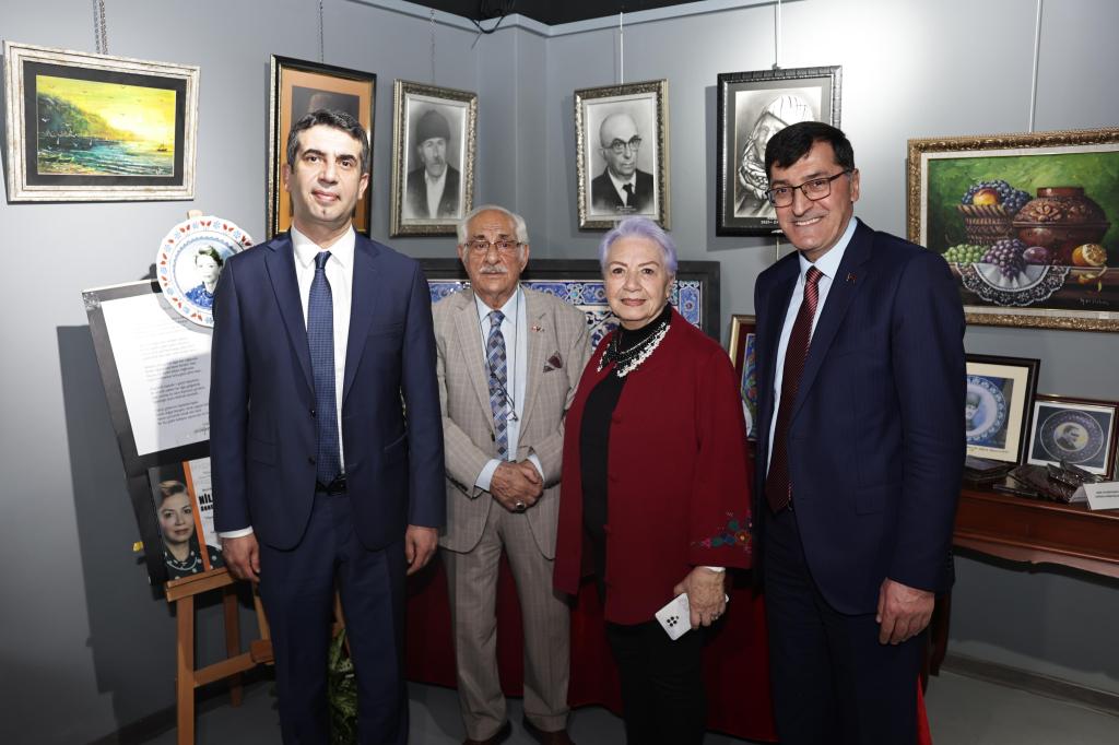 Başkan Kahveci, ressam Adil Özkan’ın sergisini gezdi