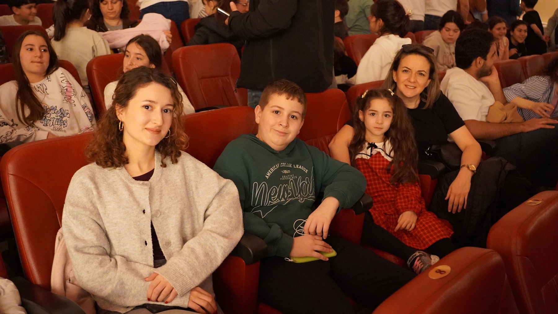 İznik’te atık piller tiyatro biletine dönüşüyor