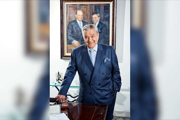 Anadolu Grubu’nun Onursal Başkanı Kamil Yazıcı vefat etti