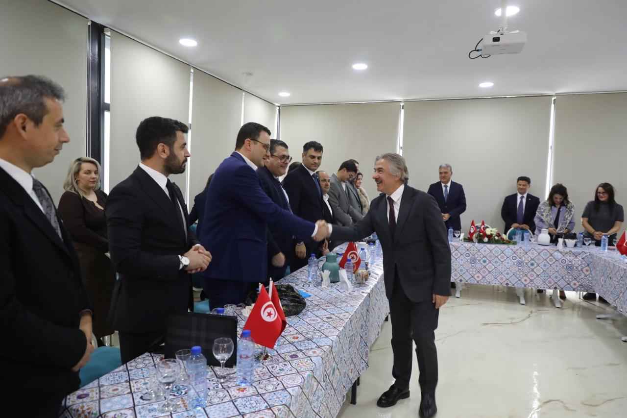 Tunus–Türkiye Ticaret Odası yeni yönetimiyle göreve başladı