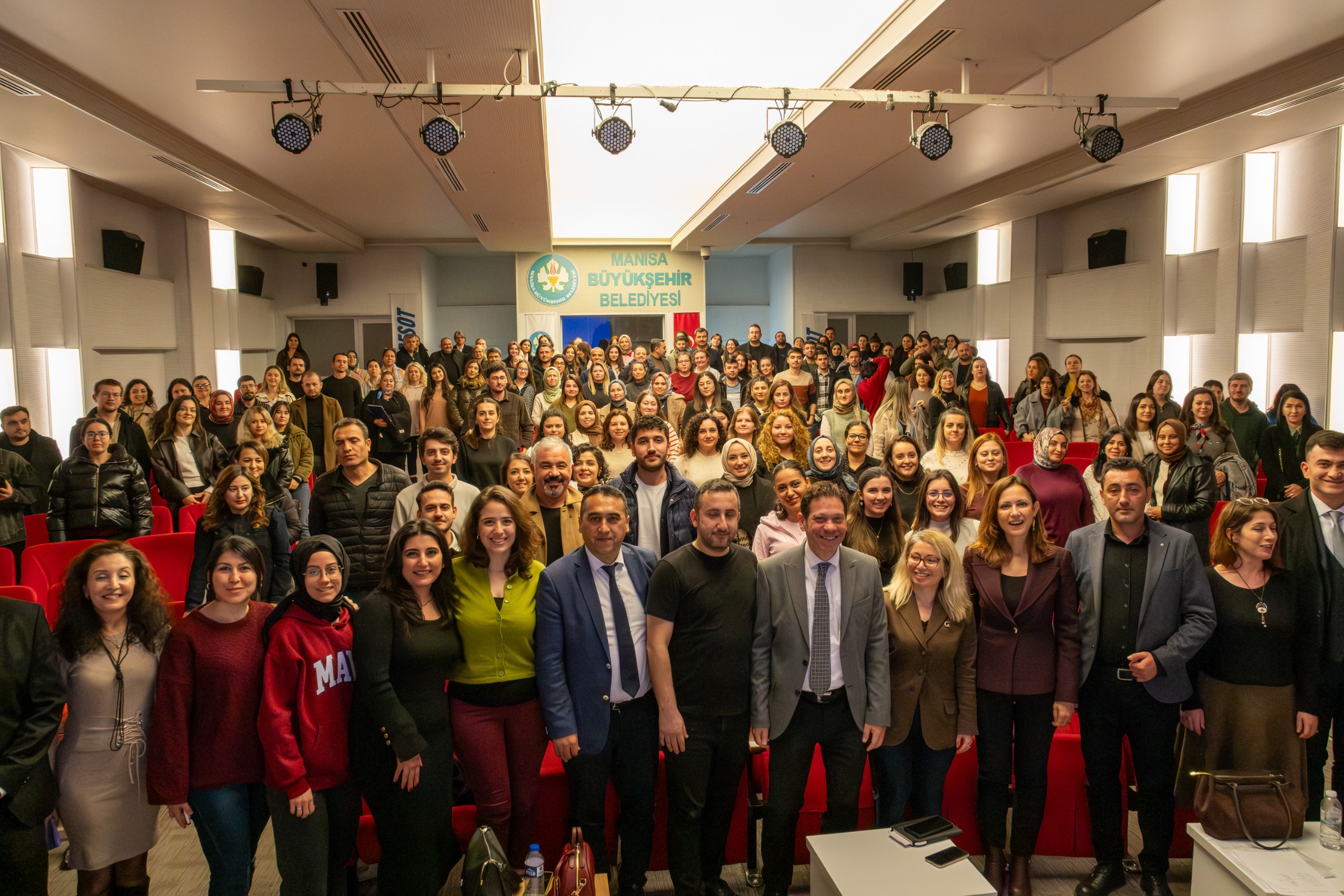 Manisa’da öğretmenlere “Maarif Modeli” tanıtıldı