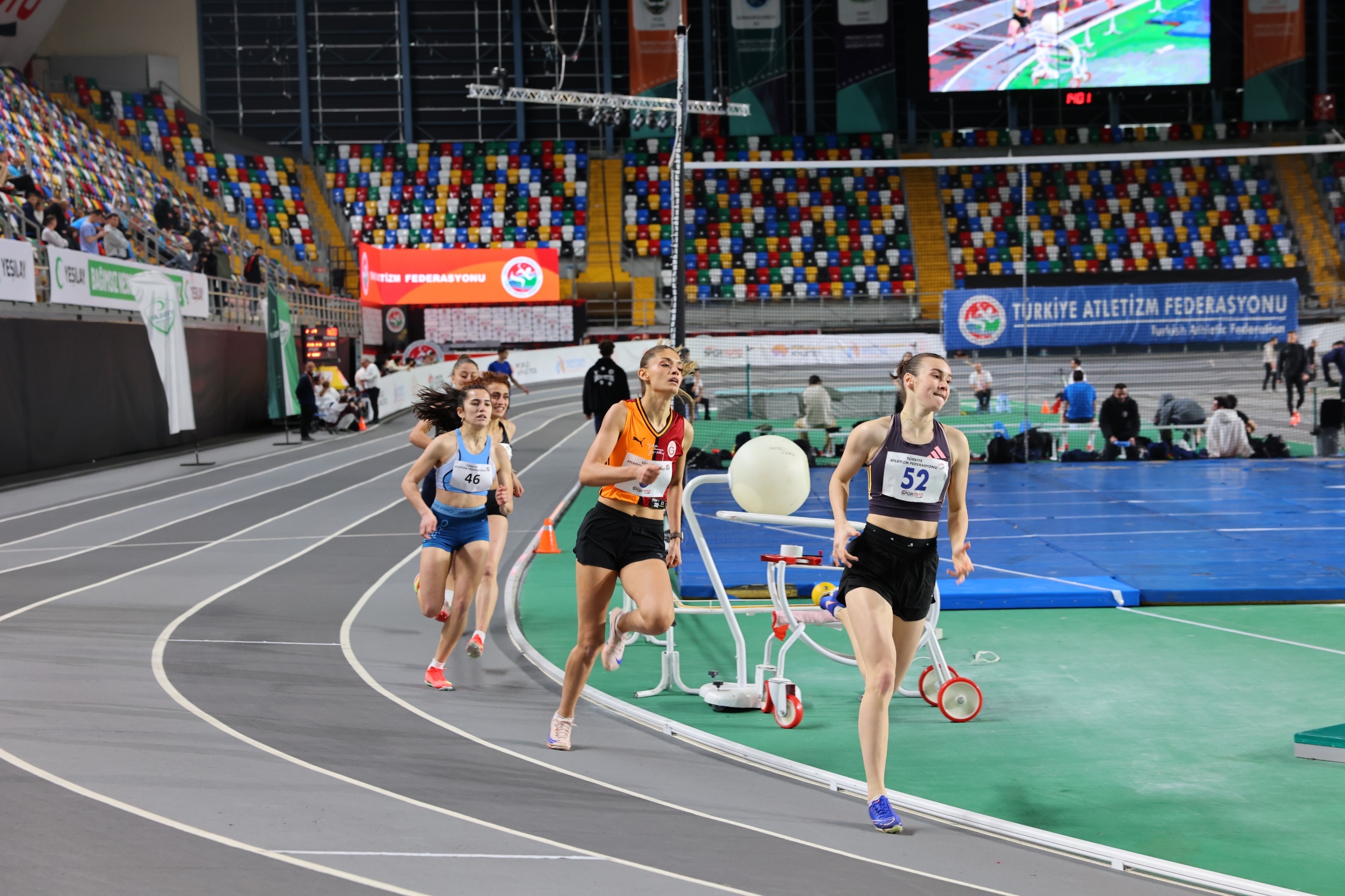 Yeşilay Türkiye Salon Atletizm Şampiyonası tamamlandı