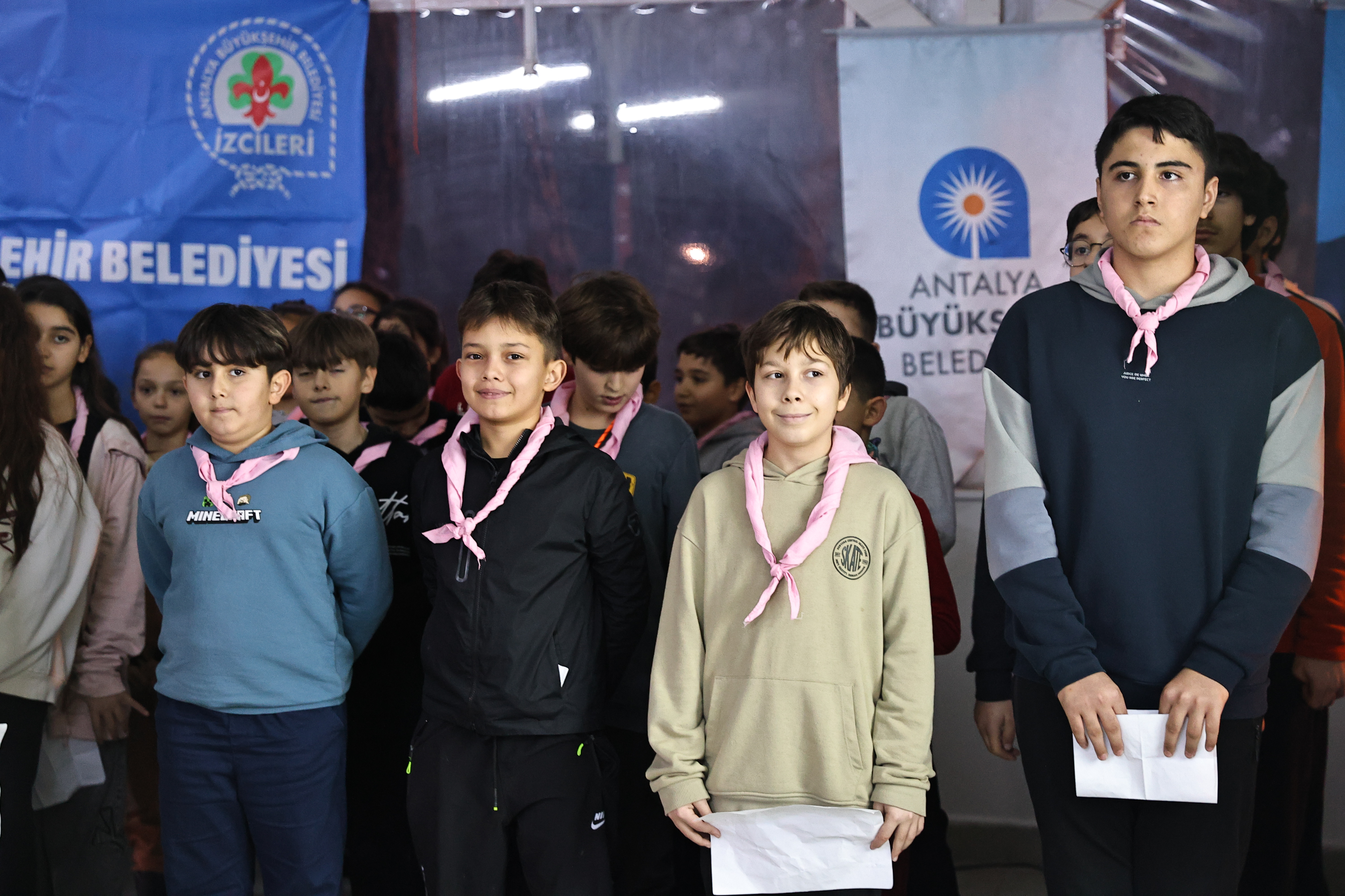 Kampta 32 saatlik eğitimi tamamlayan 50 izci yemin etti