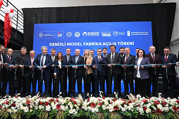 Kacır: Denizli’de 242 milyar liralık sabit yatırımın önünü açtık