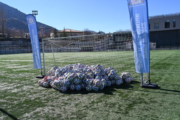 Isparta Belediyesi’nden Amatör Spor Kulüplerine destek