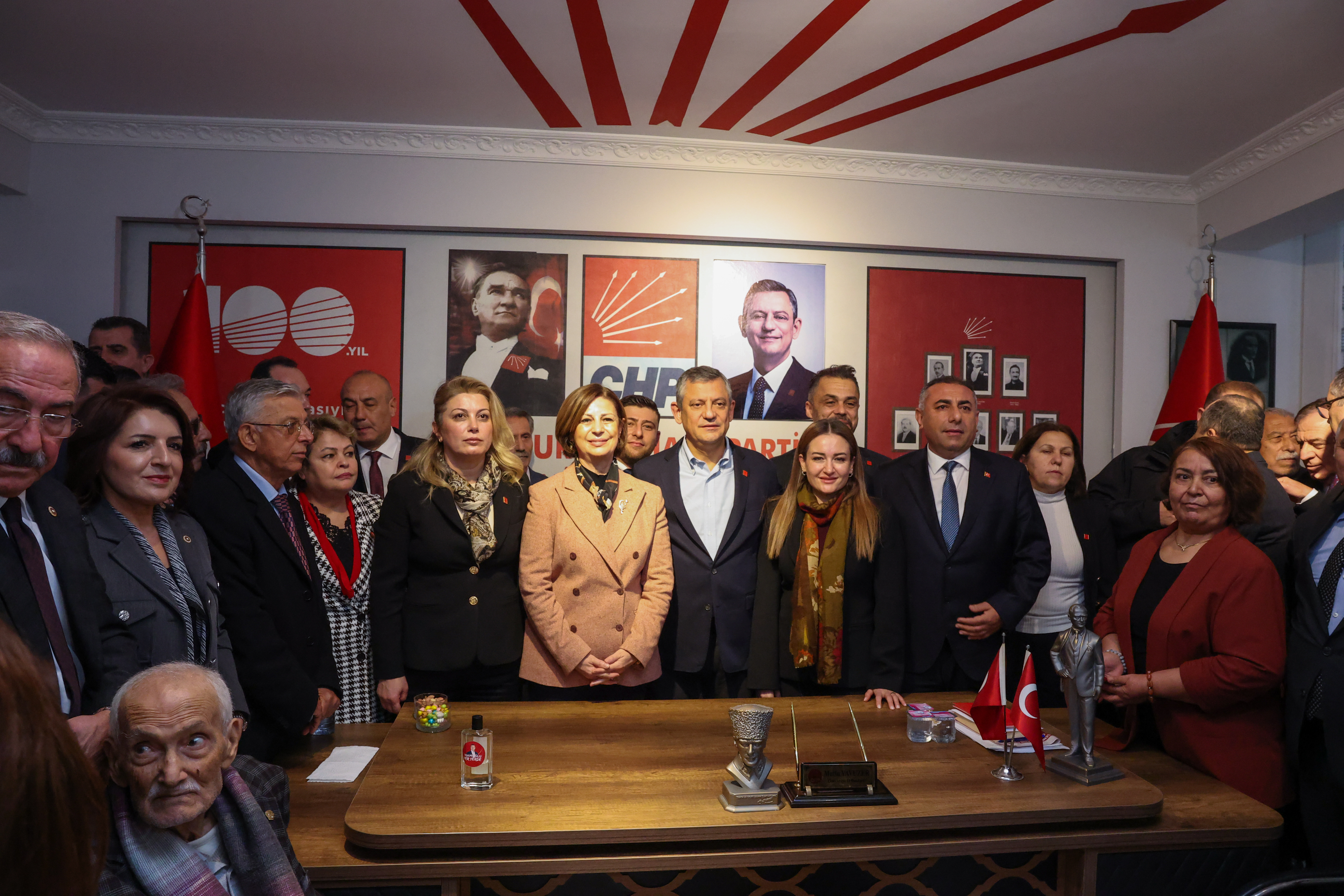 Başkan Vekili Özdemir, deprem bölgesinde