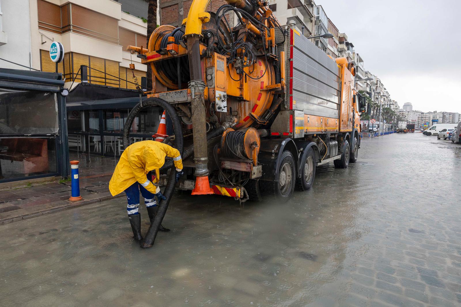 Güler: Suyun mazgallardan geri basması fiziki bir zorunluluktur