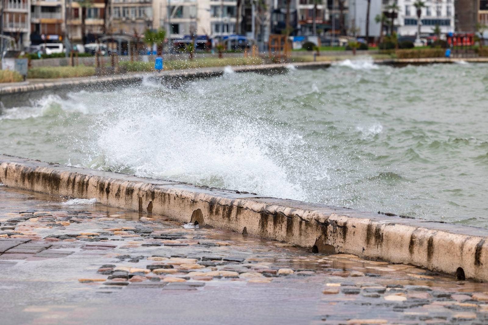Güler: Suyun mazgallardan geri basması fiziki bir zorunluluktur