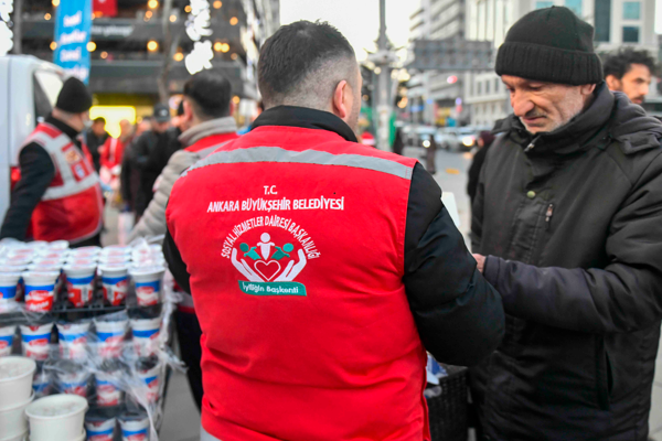 ABB’den ramazan kumanyası ve sıcak yemek ikramı