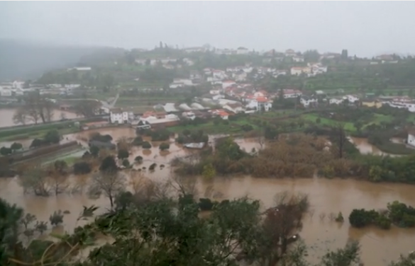 Portekiz’de fırtınalar ölümcül bir etki yarattı
