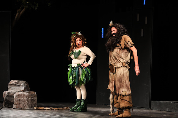 Yenimahalle’de 8 Mart “Kadınlık Bizde Kalsın” oyunuyla kutlandı