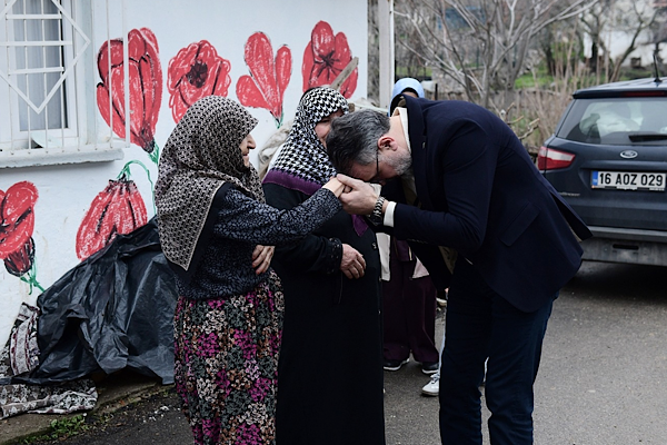 Başkan Erol Bayramda 30 kırsal mahalleyi ziyaret etti