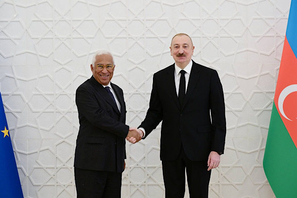 Aliyev, AB Konseyi Başkanı Costa ile bir araya geldi
