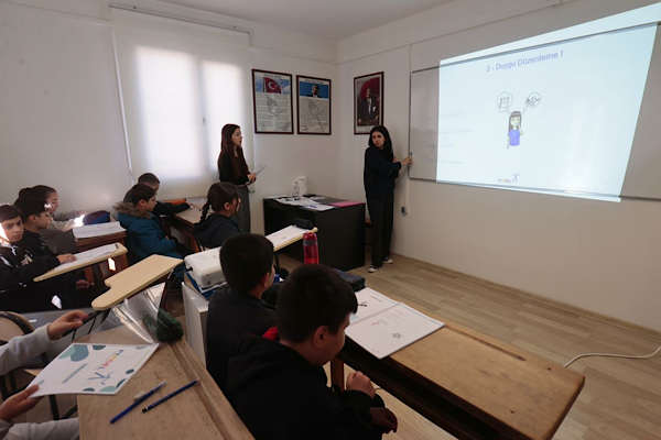 Konak’ta PERGEL programı çocuklarla buluştu