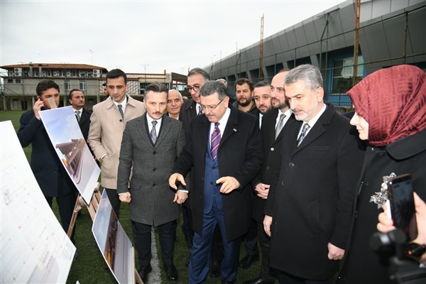 Başkan Genç, Sürmene’de incelemelerde bulundu