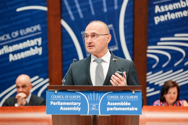 Radman, Safadi ile telefon görüşmesi gerçekleştirdi