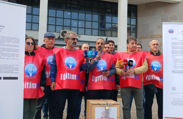 Eğitim İş Bursa Şube Başkan Rona: Okulların deprem dayanıklılığı neden açıklanmıyor?
